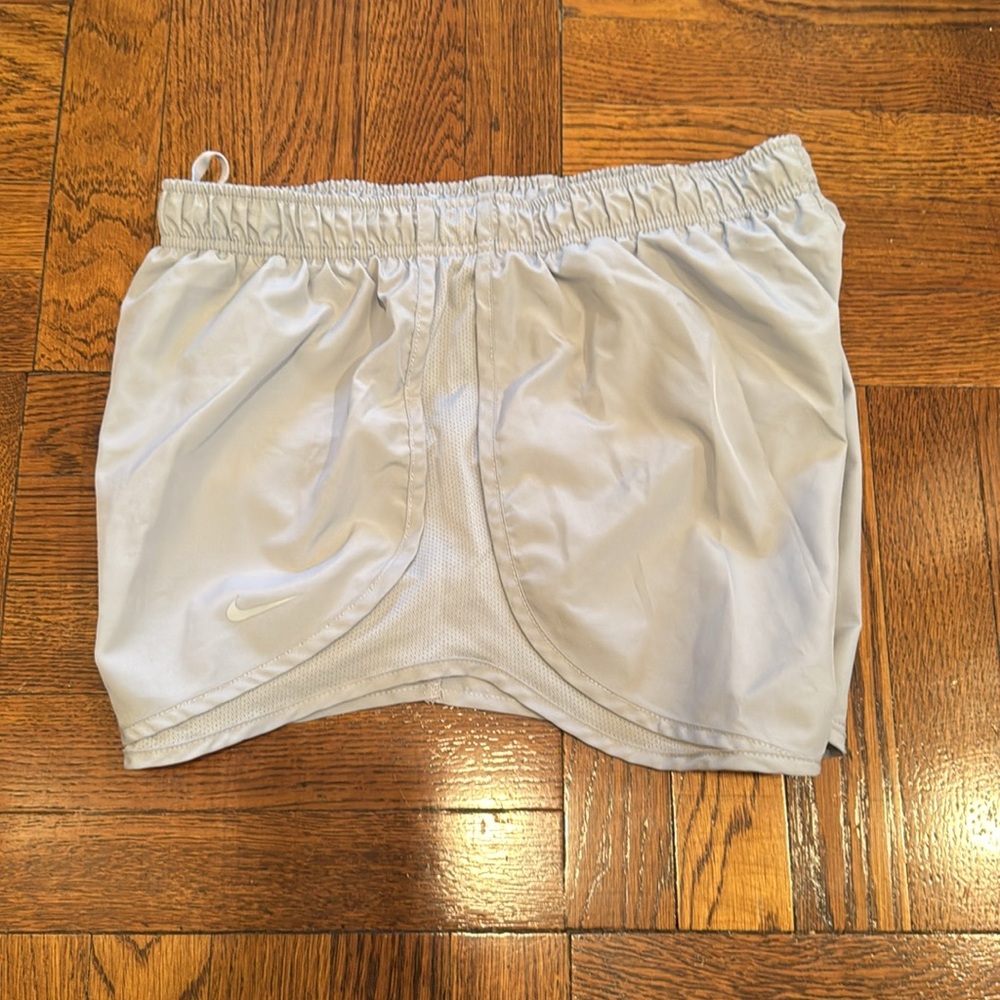 Nike Dri Fit Shorts - Picture 4 of 4